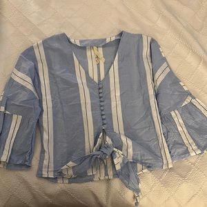 Blue strip 3/4 sleeve top